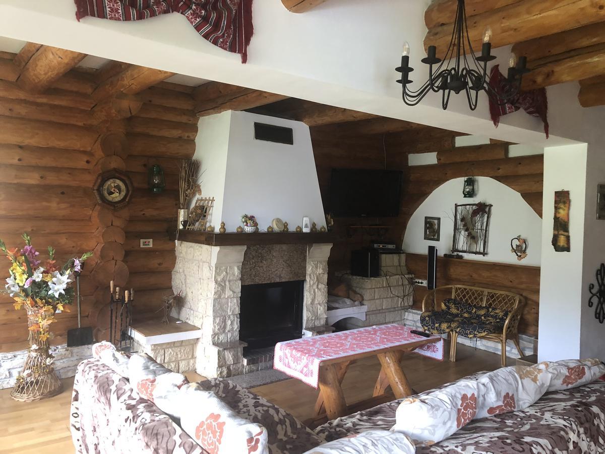 Hot Tub Chalet Retreat Villa Braşov Exteriör bild